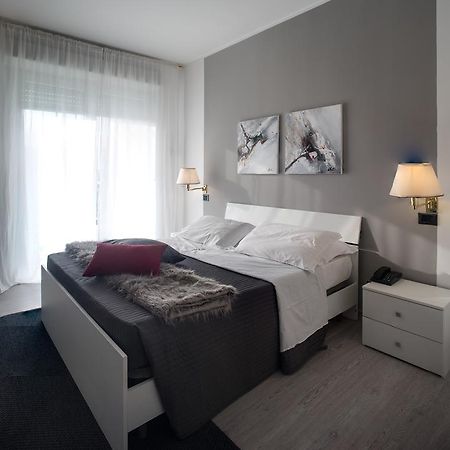 Roero Park Hotel Sommariva Perno Eksteriør bilde