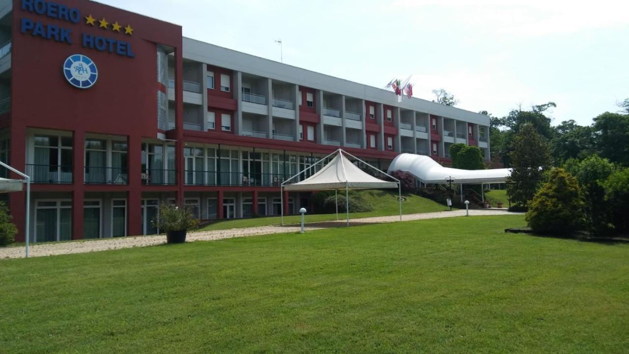 Roero Park Hotel Sommariva Perno Eksteriør bilde
