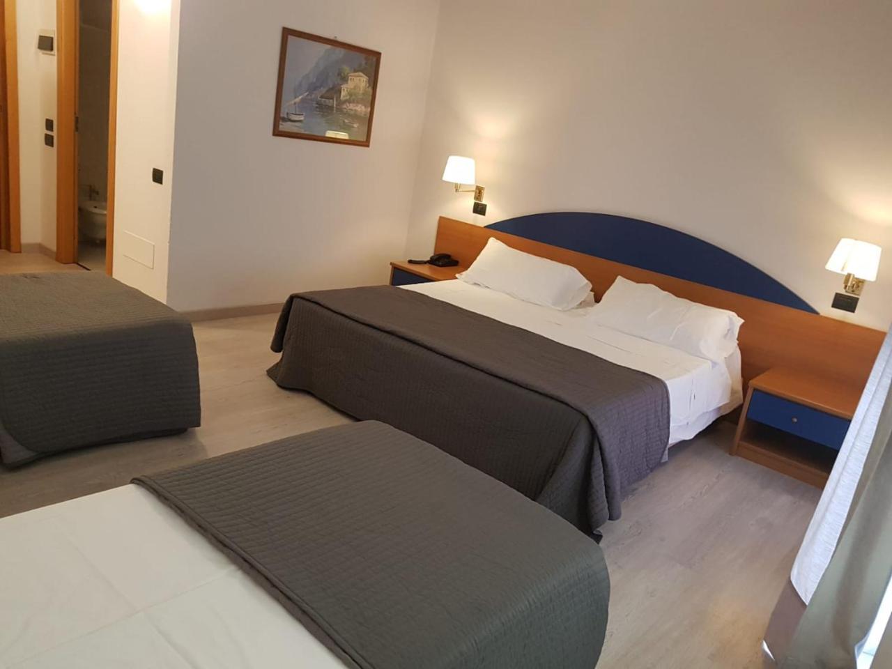 Roero Park Hotel Sommariva Perno Eksteriør bilde